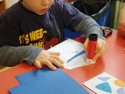 La magia dei colori a Natale: i bambini disegnano per i pazienti del Policlinico e dell'Ospedale Civile