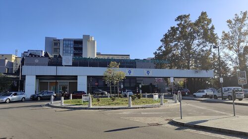 Spostamento al Policlinico concept