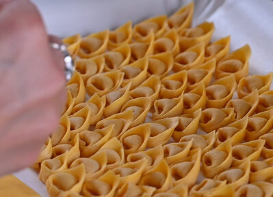 Dalla sala alla cucina...  impastiamo insieme