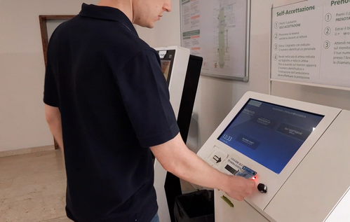 "Accettazione e invio referti: Orientare i cittadini e prevenire il  loro spostamento