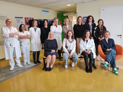 La presentazione del video avvenuta nell'atrio della Neonatologia del Policlinico di Modena