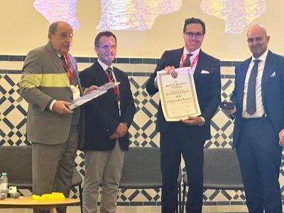 Il professor Di Benedetto ritira il riconoscimento in Portogallo
