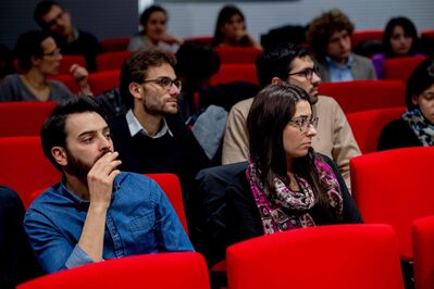 La sala vecchiati gremita