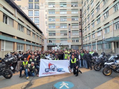 Il raduno di Motopinguino al Policlinico di Modena