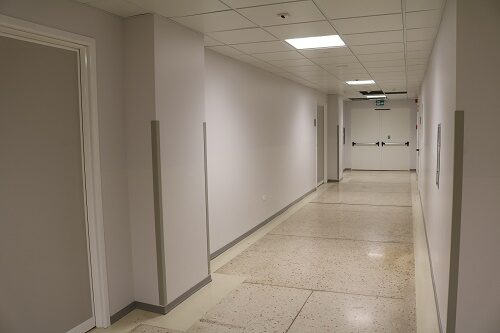 Il corridoio con i nuovi uffici