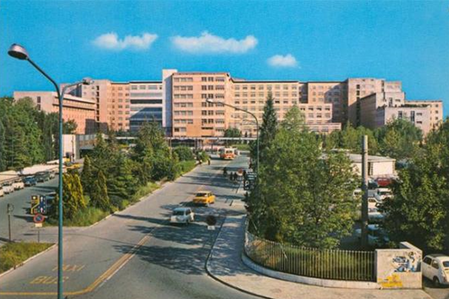 Policlinico di Modena in una foto di alcuni decenni fa